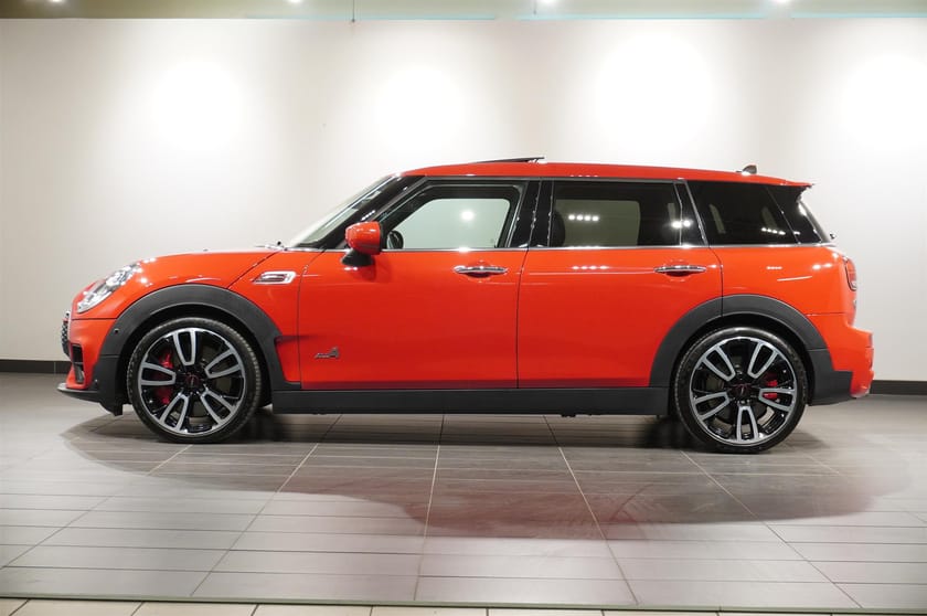 Bild 2 av MINI John Cooper Works ALL4 Clubman Maximize Panorama H K MSI