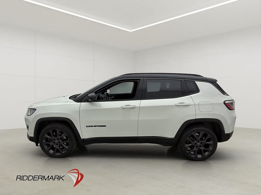 Bild 4 av Jeep Compass 4xe 240hk Alpine Kamera Skinn Navi Ventilation