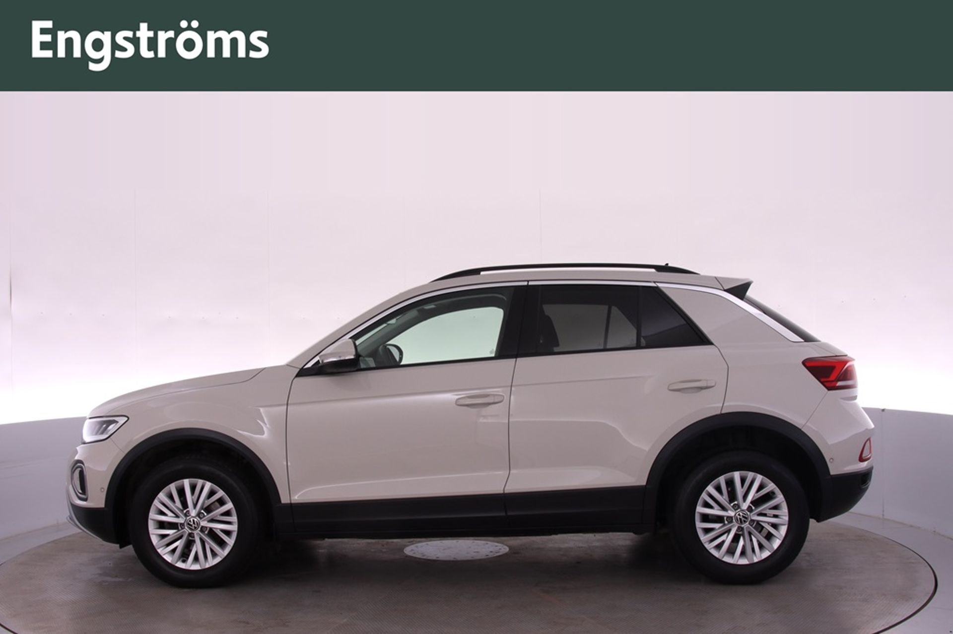 Volkswagen T-Roc TSI 110Hk Rattvärme 2023, bild 6/10