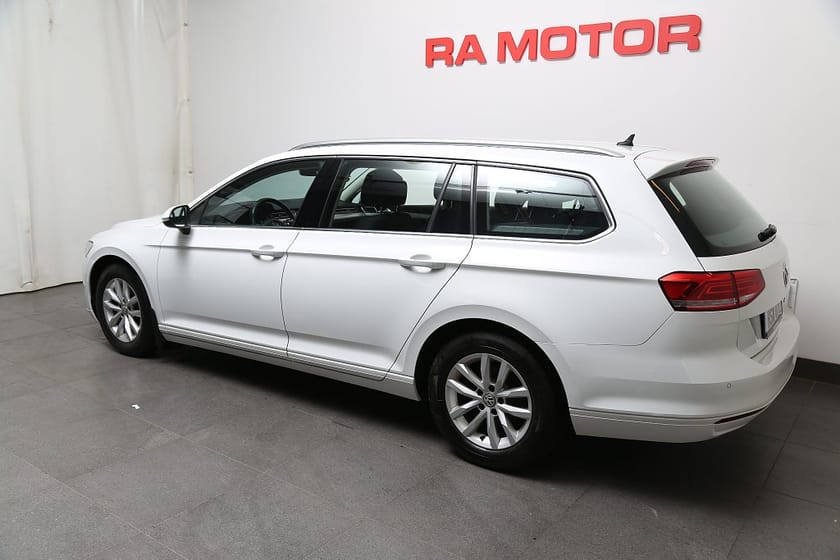 Bild 4 av Volkswagen Passat Sportscombi 1,5 TSI 150hk DSG Värmare Kamera Leasbar