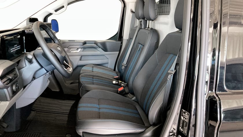 Bild 5 av Ford E-Transit Custom 340 AWD E-CUSTOM SPORT SKÅP 340L 218hk Demo