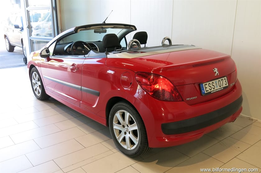 Bild 4 av Peugeot 207 CC 1.6 VT-i 120hk 2 Brukare