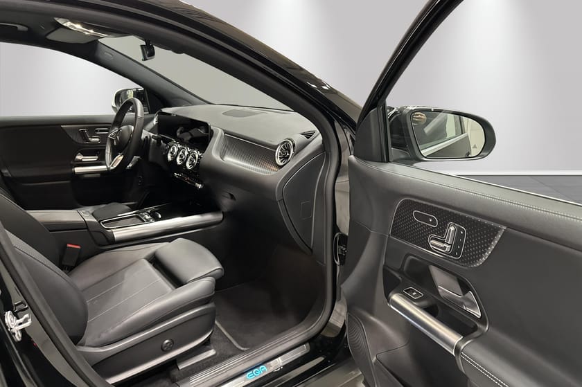 Bilde 5 av Mercedes-Benz EQA 300 4MATIC