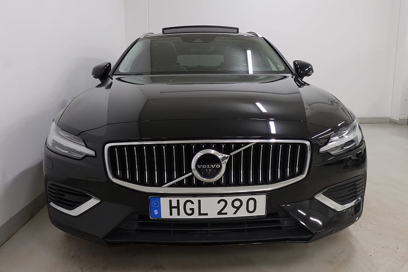 Bild 3 av Volvo V60 Recharge T6 AWD Aut Panorama Läder 360° Drag MOMS