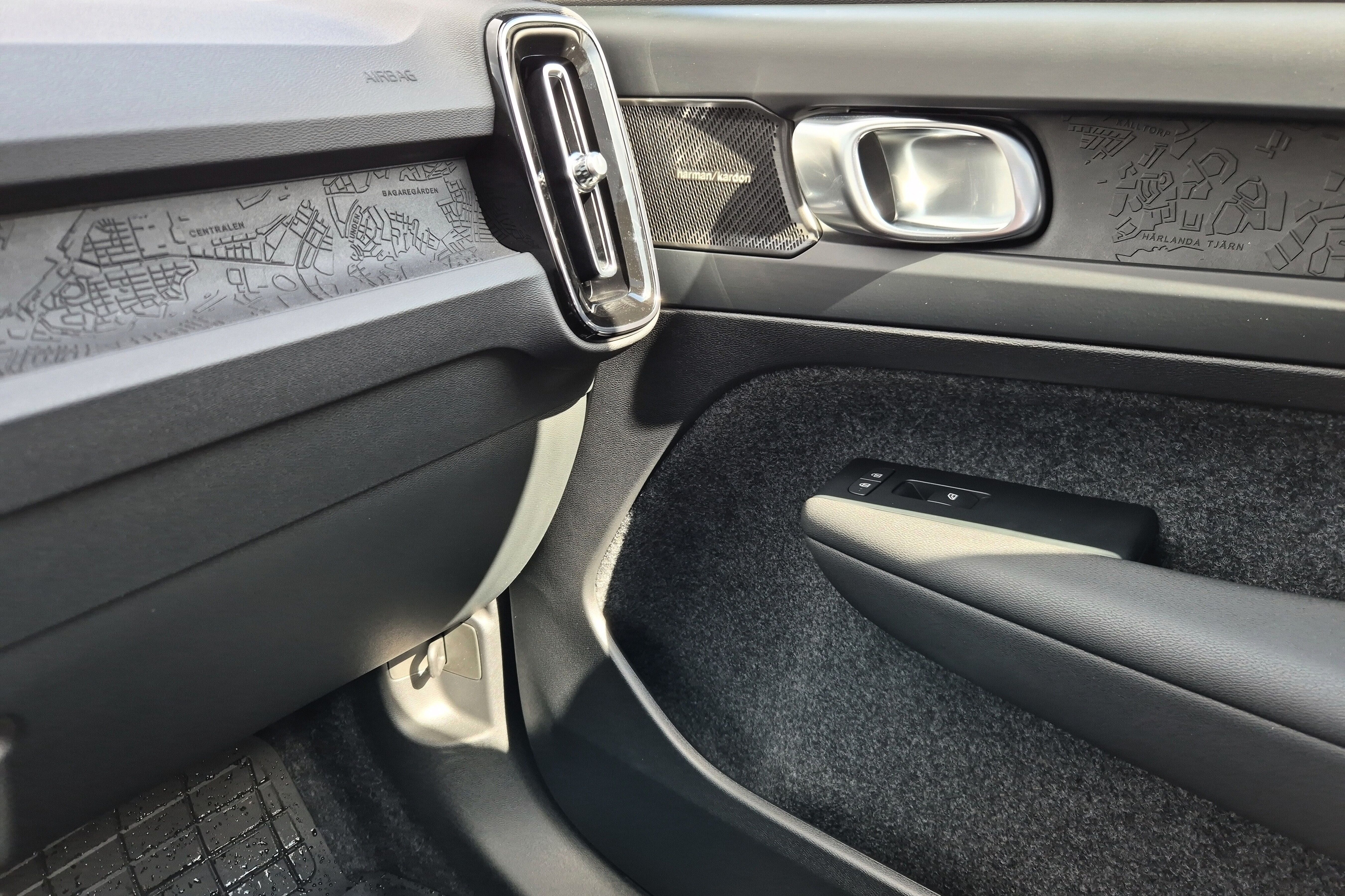 Volvo EX40 Twin Motor bilde 16