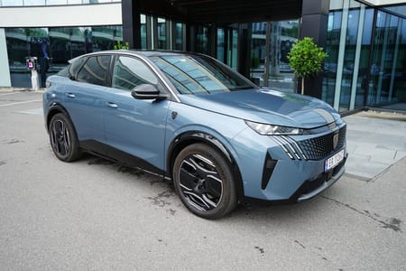 Peugeot E-3008 Dual Motor GT+ 4WD - mye utstyr !