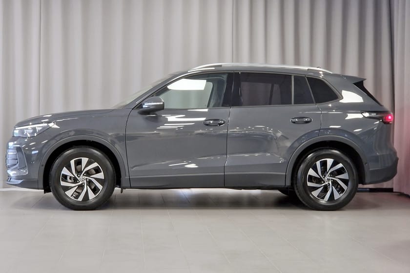 Bild 2 av Volkswagen Tiguan Life | Drag | P-klimat | Backkamera | Adapt f.