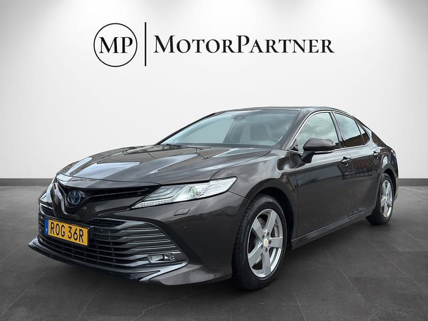 Bild 3 av Toyota Camry Hybrid CVT Executive Kamera Skinn Moms JBL