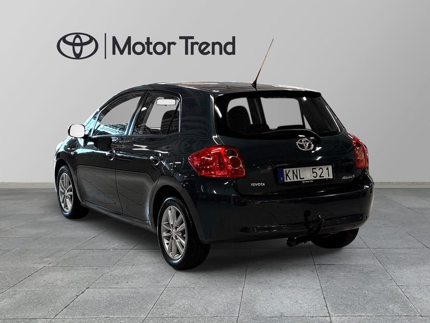 Bild 2 av Toyota Auris 5-D 1.6 Manuell 132hk Drag Vhjul