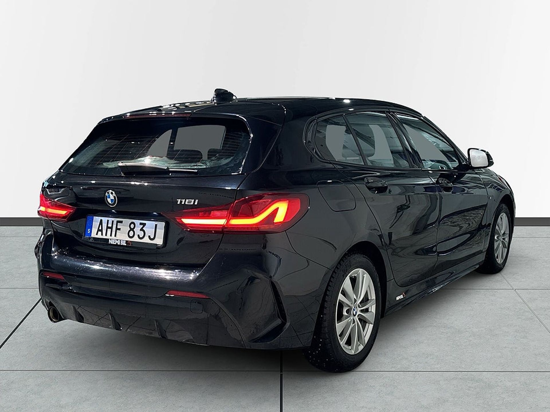 BMW 118 i 2022, photo 6/10
