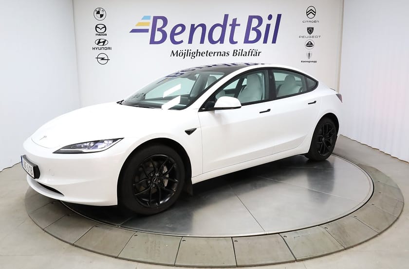 Bild 4 av Tesla Model 3 Long Range RWD