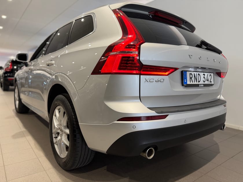 Bild 4 av Volvo XC60 D4 Momentum Advanced SE / Sensorer / Farthållare / Baklucka elmanövrerad /