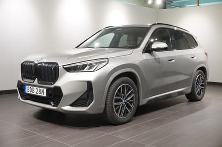 BMW iX1 xDrive30 M Sport H K Elstol Kamera Drag