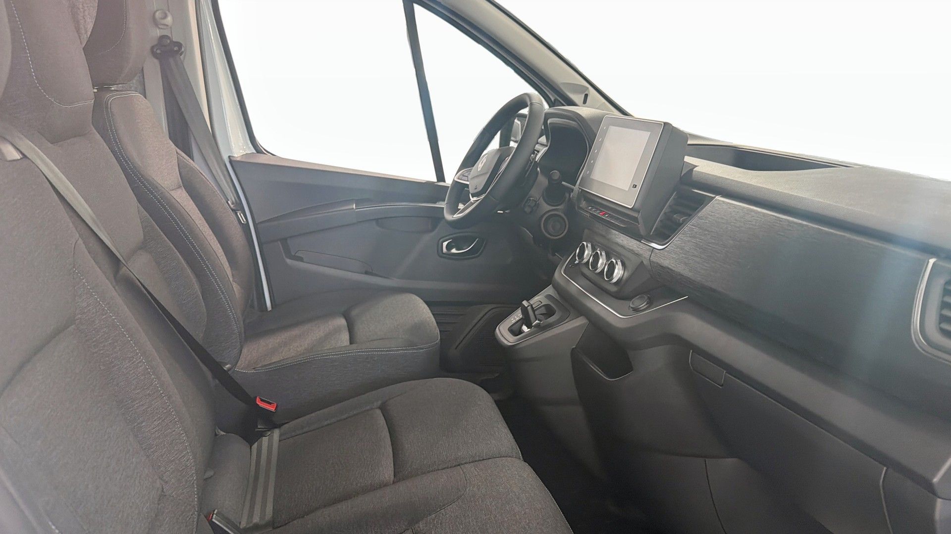 Renault Trafic 2027, bild 3/9