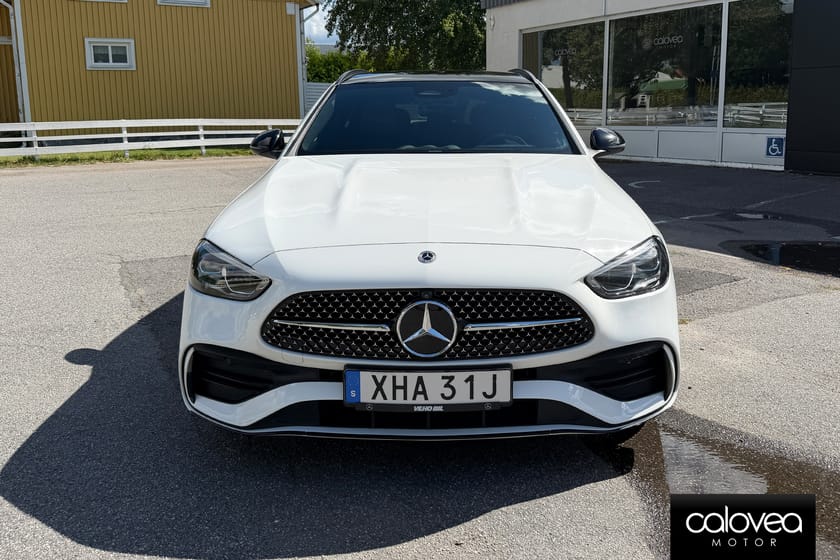 Bild 3 av Mercedes-Benz C 300 T e AMG 313hk 9G - Premium Plus, Panorama