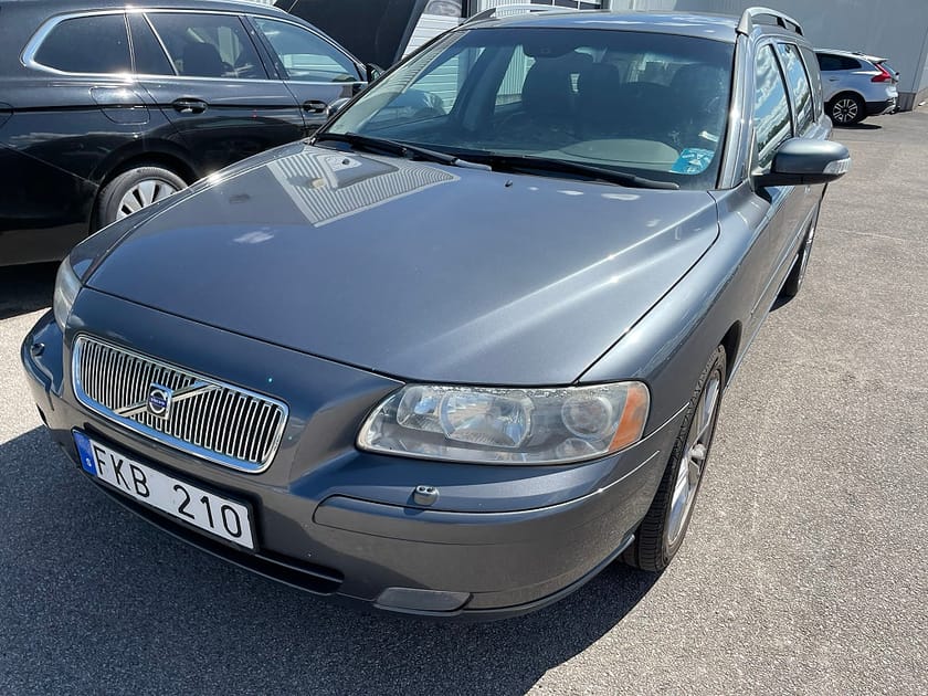 Bild 1 av Volvo V70 2,5T 210HK Classic