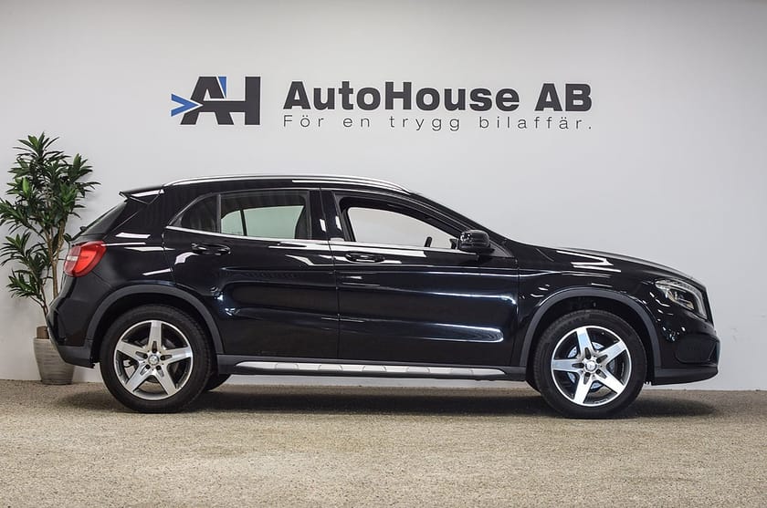 Bild 3 av Mercedes-Benz GLA 200 AMG Line Backkamera H/K GPS Nyservad