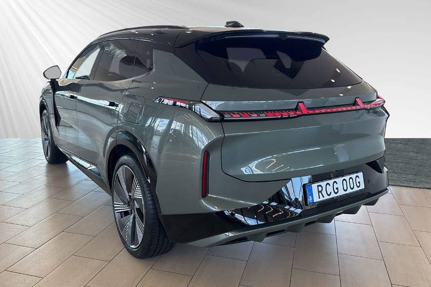 Bild 3 av Lynk & Co 08 PHEV