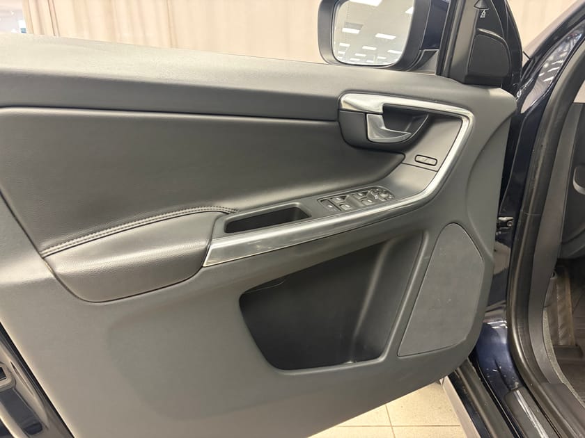 Bild 4 av Volvo XC60 D4 AWD Classic Summum