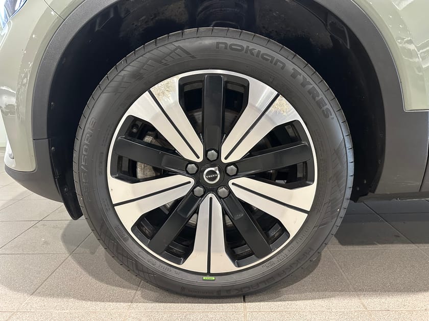 Bild 4 av Volvo XC40 Recharge Core / Navigation / Dragkrok / Backkamera /