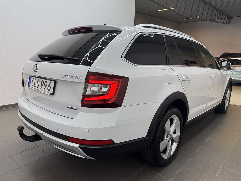 Bild 3 av Škoda Octavia Scout Skoda 2.0 TDI 4x4 184hk Premium Krok/Värmare/Canton/Navi/Cockpit