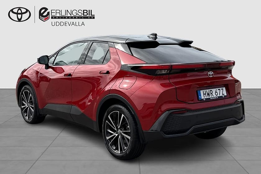 Bild 2 av Toyota C-HR PHEV PLUG-IN EXECUTIVE JBL V-HJUL / MOMSBIL