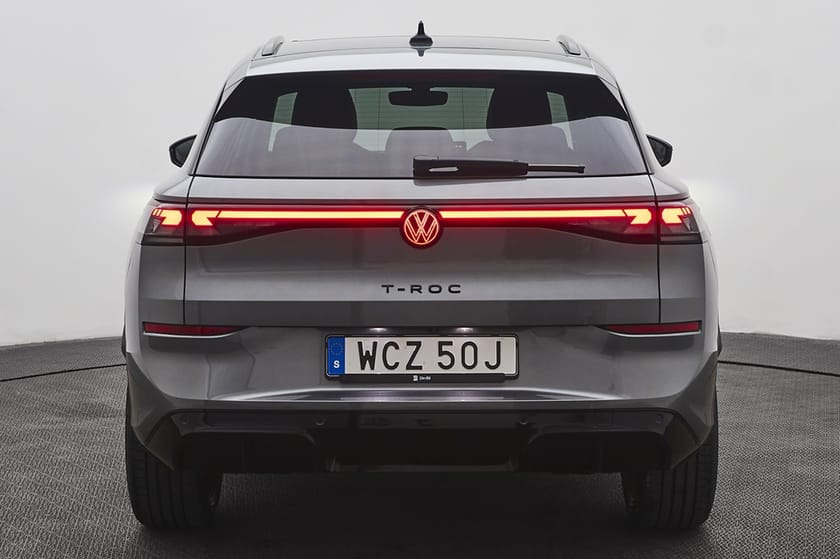 Bild 4 av Volkswagen T-Roc R-LINE  1.5 eTSI 150hk DSG7