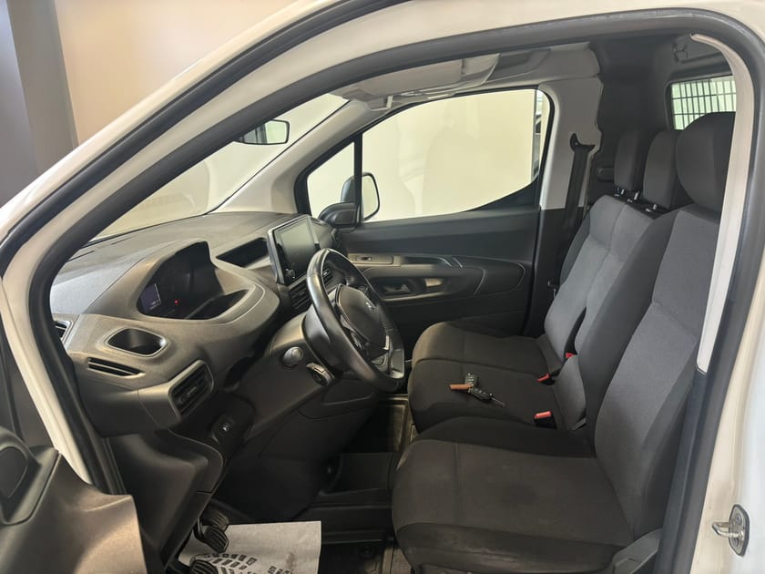 Bilde 5 av Peugeot Partner L1 4x4 / SKYVEDØR BEGGE SIDER / CRUISE