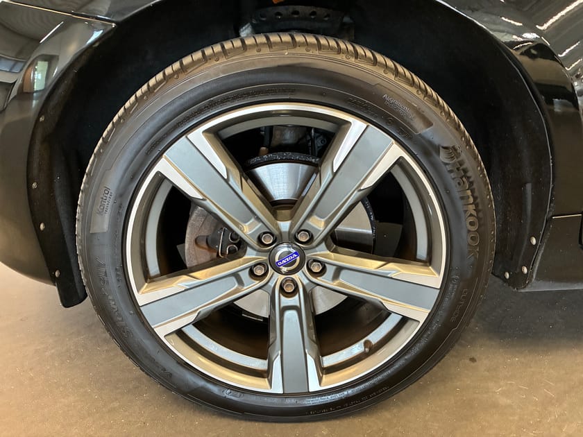Bild 5 av Volvo XC60 D4 AWD Classic Summum / Keyless / BLIS / Backkamera / Rattvärme /