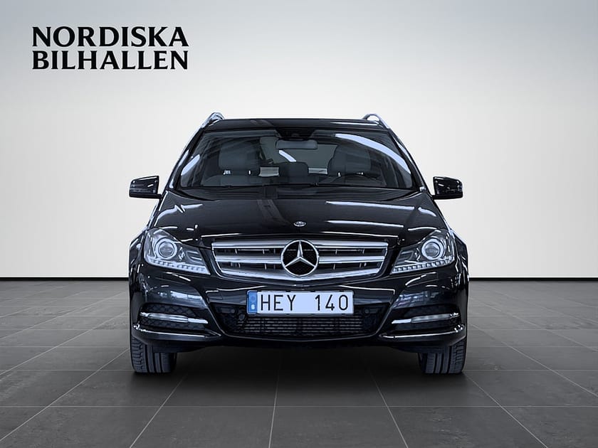Bild 2 av Mercedes-Benz C 180 T 7G-Tronic Plus Avantgarde