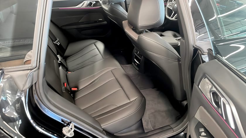 Bild 5 av BMW i4 eDrive40 Gran Coupé M-sport Aktiv farth Värmare H/K Rattvärme Drag