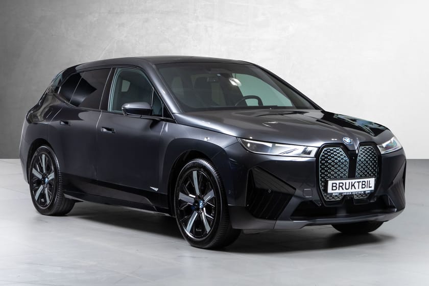 Bilde 1 av BMW iX xDrive40 Sportspakke-Luftfjæring-SoftClose-Harman/Kardon-Krok