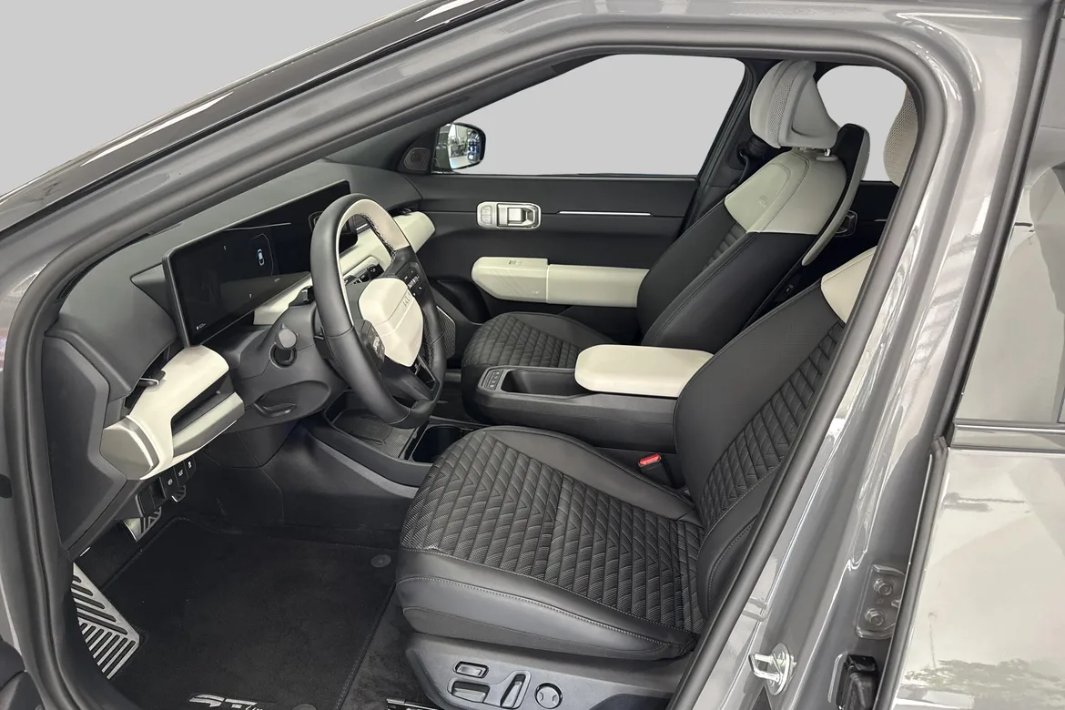 picture of a car