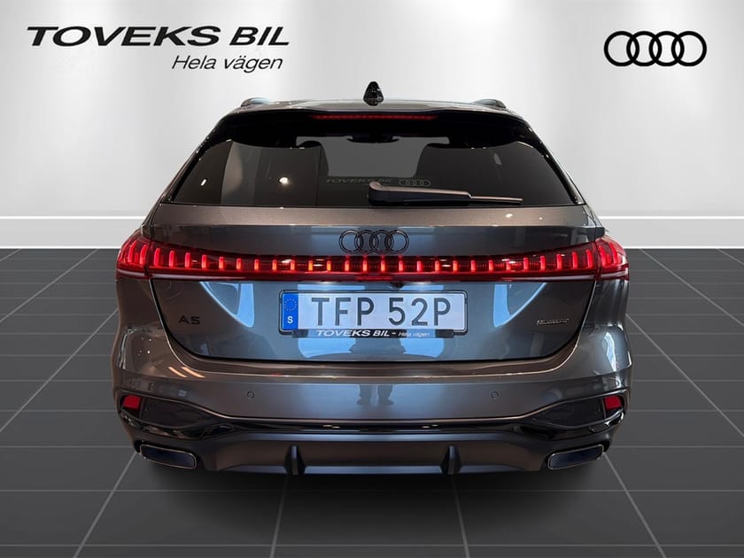 Bild 4 av Audi A5 Avant e-hybrid quattro 299 HK S TRONIC S-LINE