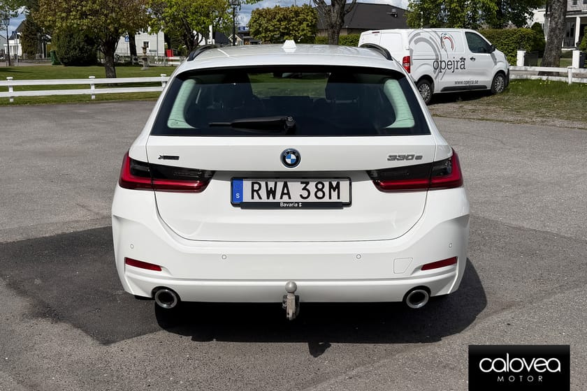 Bild 4 av BMW 330e xDrive Touring 292 hk Automat - Elinfällbar dragkrok, Momsbil