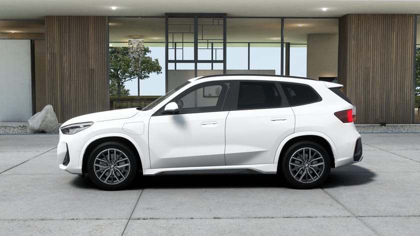 Bild 4 av BMW X1 xDrive25e M Sport Active Ed Drag DA