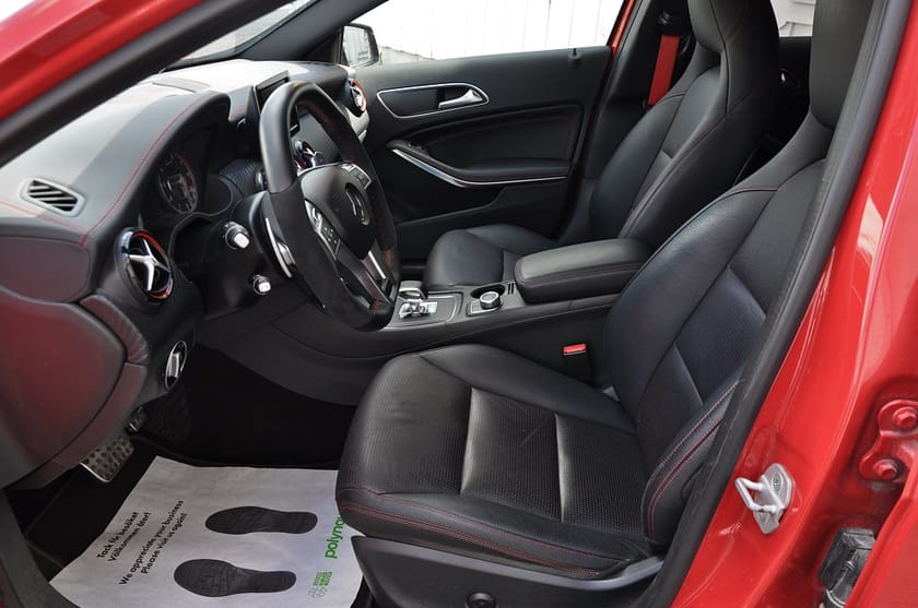 Bild 5 av Mercedes-Benz A 45 AMG 4MATIC A45 360hk Backkamera Skinn