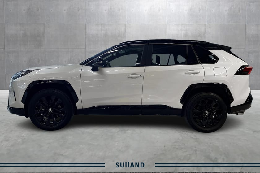 Bilde 2 av Toyota RAV4 Hybrid AWD-i STYLE, LAV KM.STAND, LOKALSOLGT, KOMPLETT HISTORIKK!