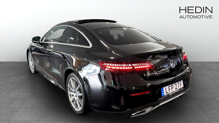 Bild 4 av Mercedes-Benz E 220 d 4MATIC Coupé / AMG PAKET / PANORAMA