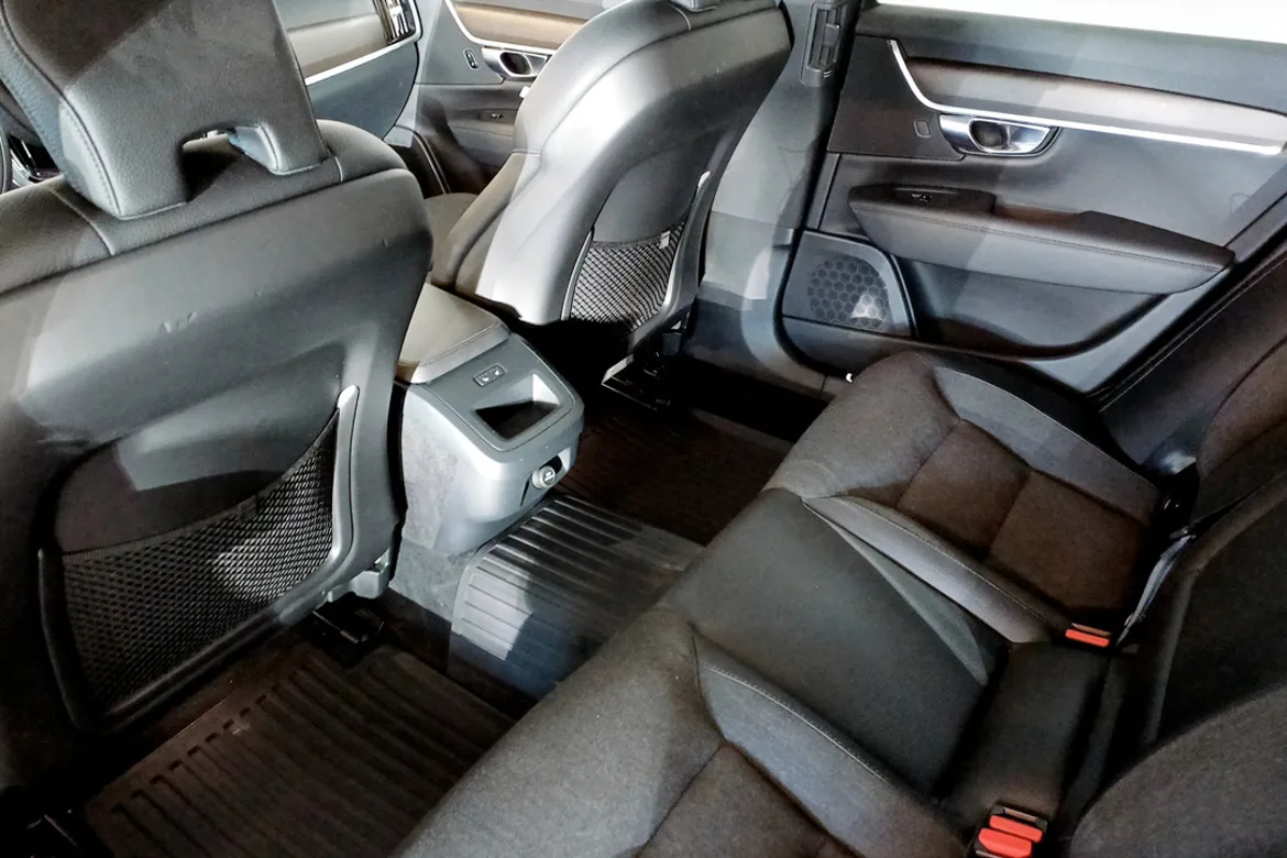 Volvo V90 Cross Country