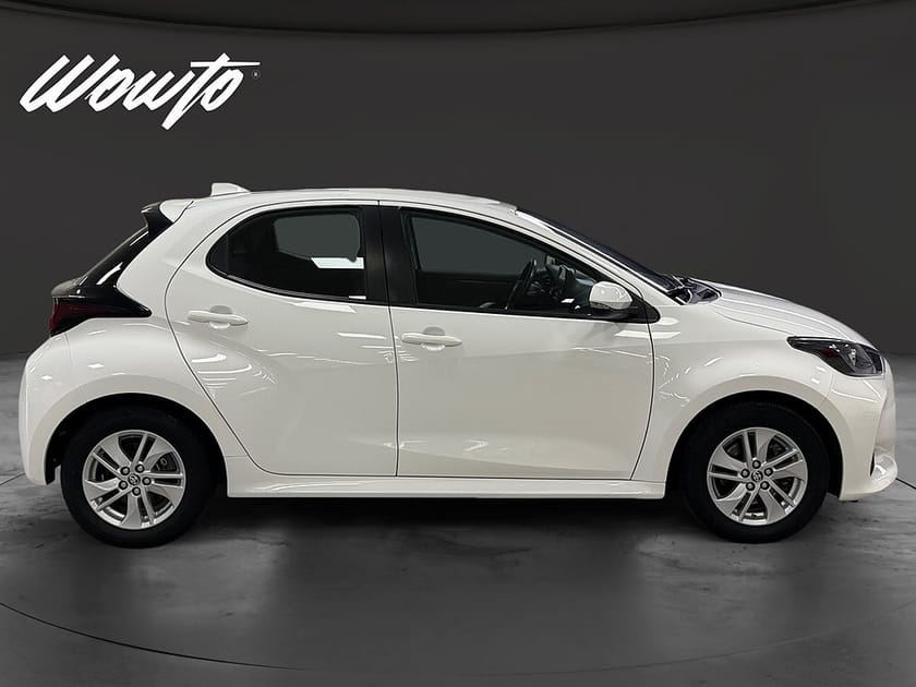 Bild 3 av Toyota Yaris Hybrid CVT 116HK Active /B-Kamera