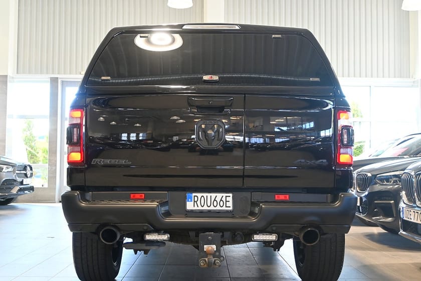 Bild 4 av RAM 1500 Crew Cab V8 HEMI Rebel Sport HUD Luftfjädring