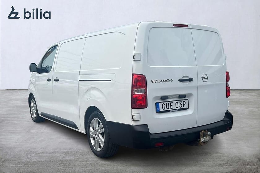 Bild 3 av Opel Vivaro-e Skåpbil Dragkrok Skåpsinredning Navigation Moms