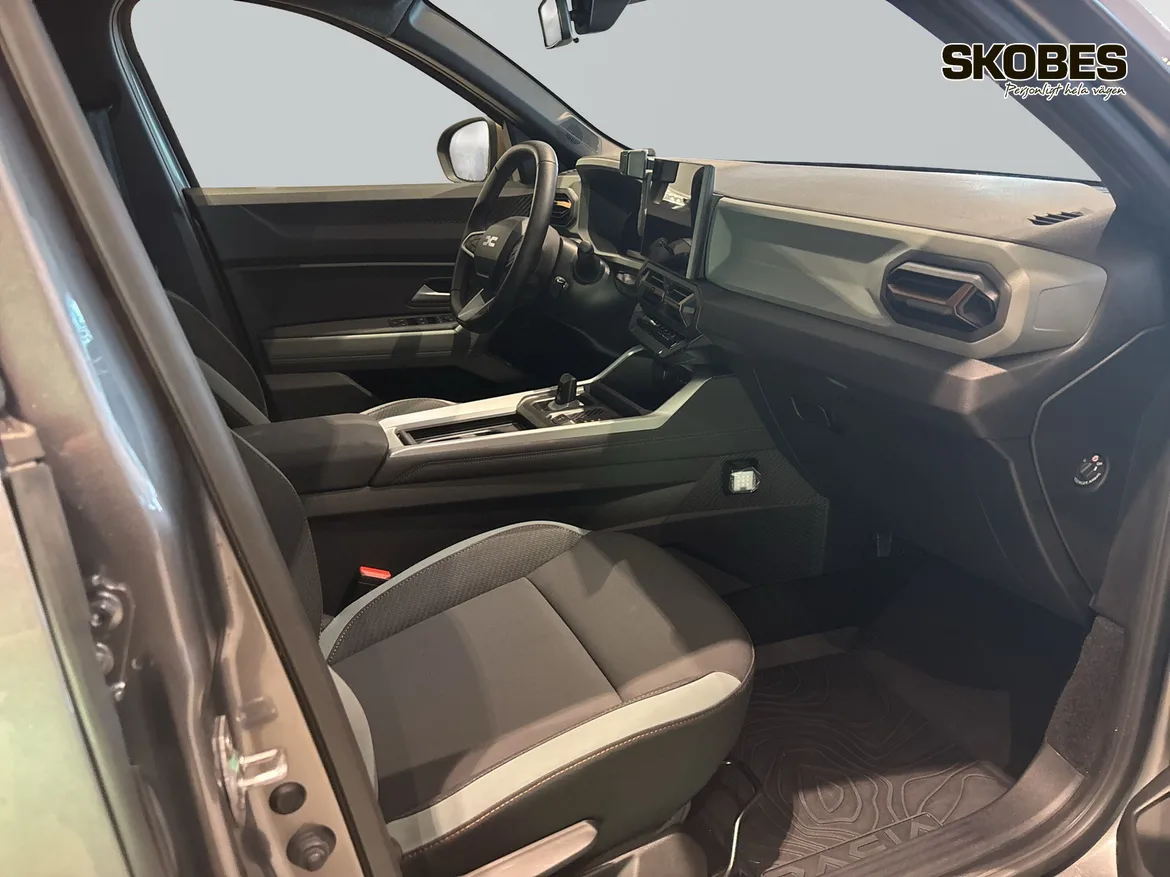 Dacia Bigster Hybrid 155