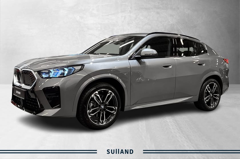 Bilde 3 av BMW iX2 xDrive30 xDrive30/M-Sport/Fully Charged/H&K/El.Krok/El-seter