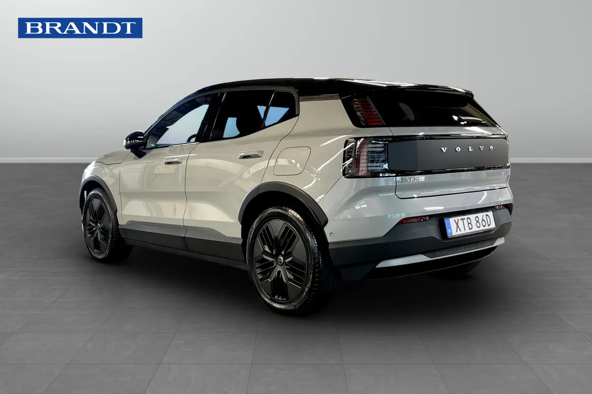 Volvo EX30 Cross Country Twin Motor Performance