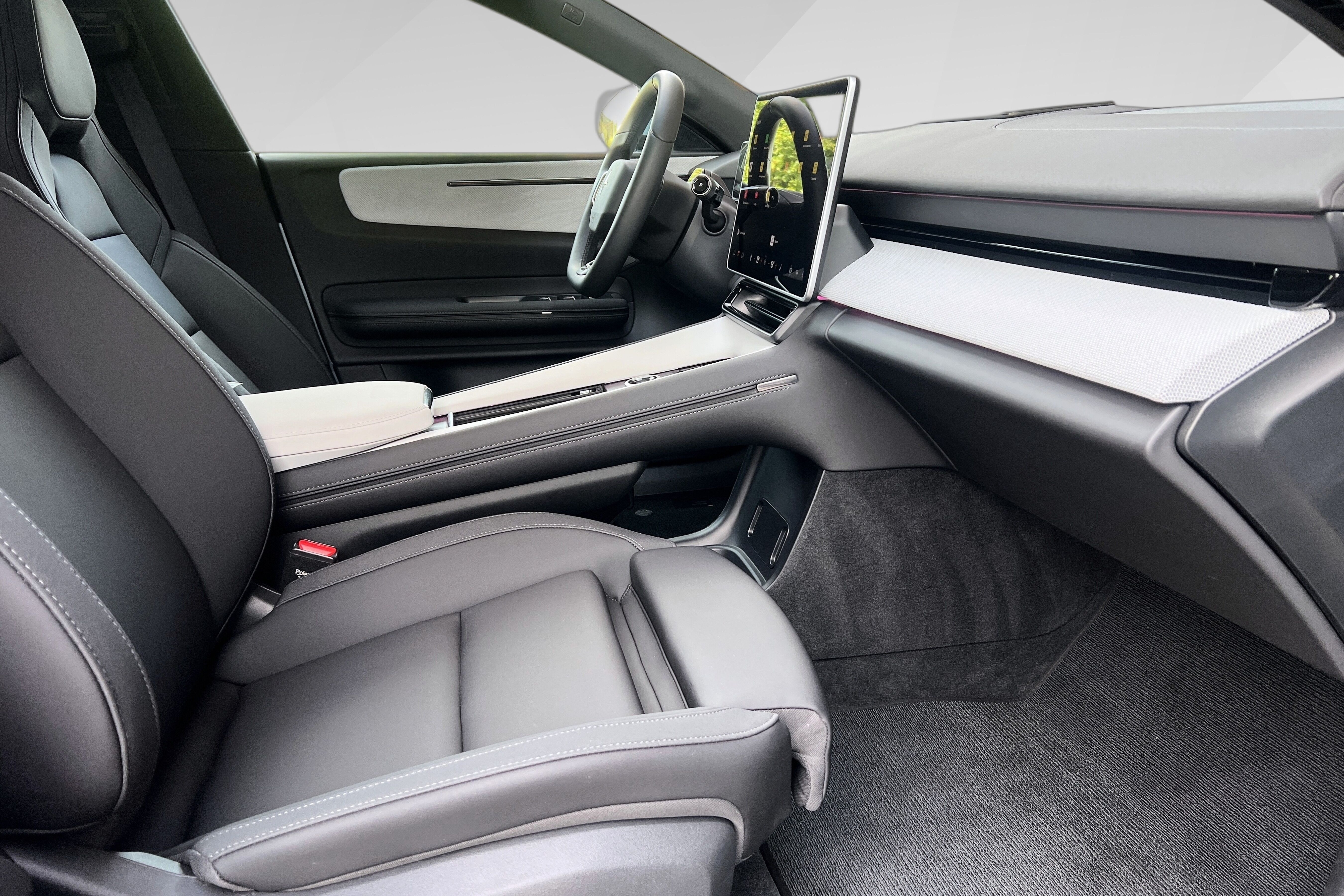 Polestar 4 Long Range Dual motor bilde 16