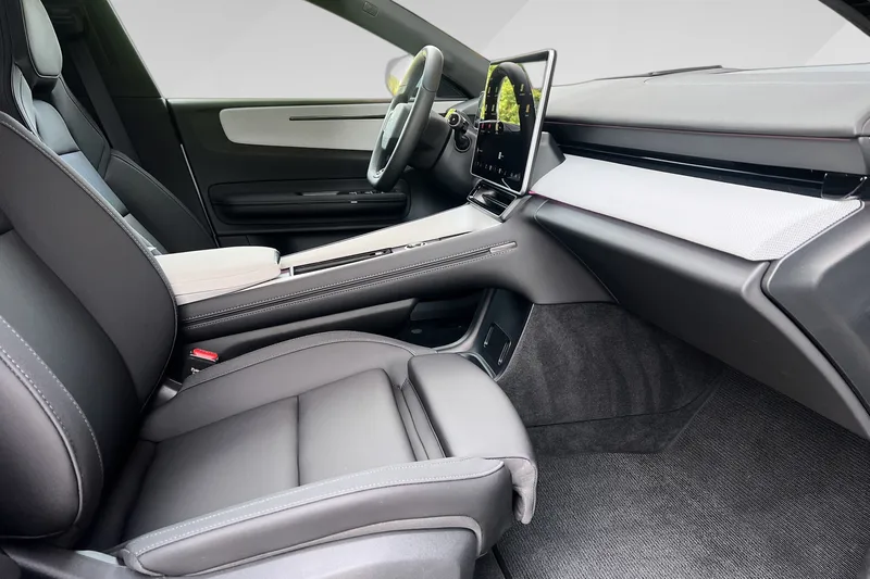 Polestar 4 Long Range Dual motor bilde 16