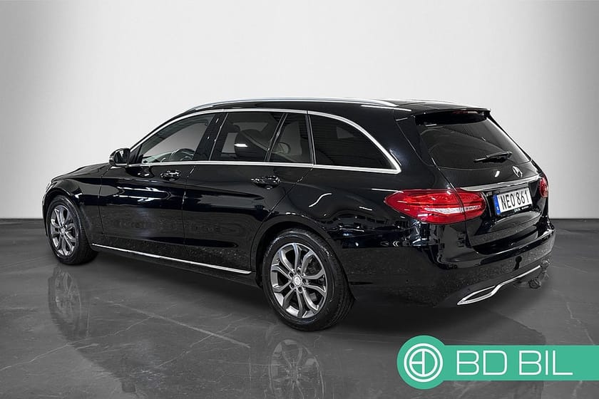 Bild 2 av Mercedes-Benz C 200 T d red AVANTGARDE VÄRMARE BACKKAMERA VÄLSERVAD DRAG