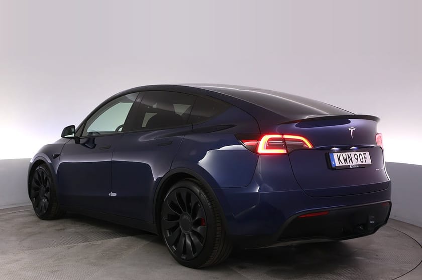 Bild 4 av Tesla Model Y Performance Autopilot Panorama Drag